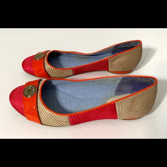 Shoes - Picture 4 of 7